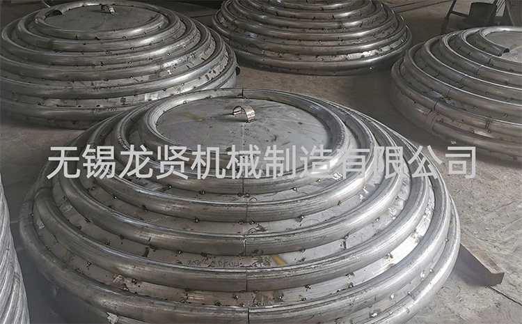 無(wú)錫龍賢不銹鋼封頭盤(pán)管